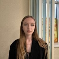 CarrieBert офлайн чат стая