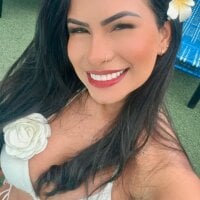 PAULABOTERO webcam