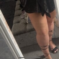 Demi-Delicious' Offline Chat Room