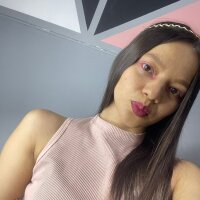 Emily_Hott_ Ruang Obrolan Offline
