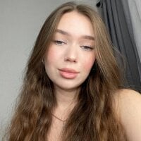 AraHiggason's Offline Chat Room