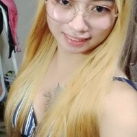 ladybigmeatXX model avatar