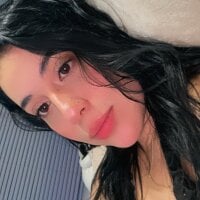 Gigi-bom webcam model