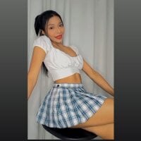 naomicambell69's Offline Chat Room