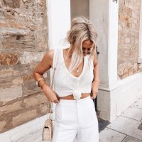 RedBabe13's Offline Chat Room