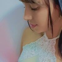 LunaWink_ webcam model
