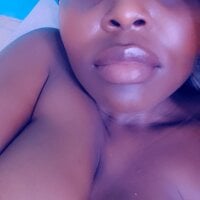 Ebony_sexdoll webcam