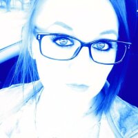 peachesandcream84's Offline Chat Room