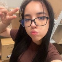 DoriSchech webcam model