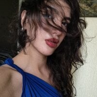 Emily-hottson