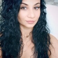 YaraXCox webcam model