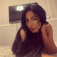 kristinblack Adlı Modelin Çevrimdışı Sohbet Odası