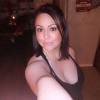 Anythinguwant6969's Offline Chat Room
