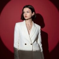 IrmgardBuzard webcam model