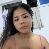 GEEORGIIA1 Adlı Modelin Çevrimdışı Sohbet Odası