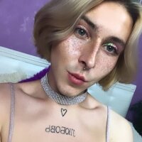 KiraOberlin's Profile Pic