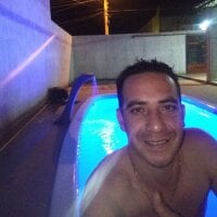 chantilyboy's Offline Chat Room