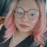Naghtybutpretty webcam