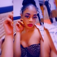 ShemaleZowieee webcam