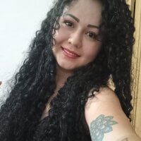 CamiGarcia1204's Offline Chat Room