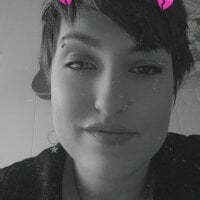 honeybeeflwr webcam model