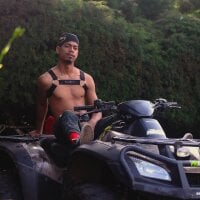 Latin_bigcrazy webcam model