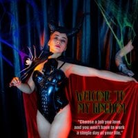MistressSlut1 webcam