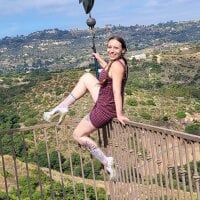 LilithRoseX's Offline Chat Room