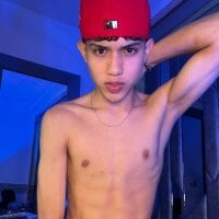 Sebax_Young webcam