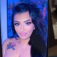 JuliaCreamx webcam