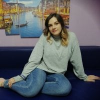 Offline chatovací místnost LeonaBradshaw