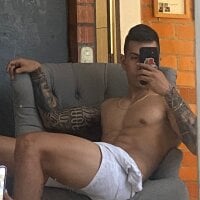 Model santi_rivasX