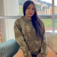 EmmaClark24's Offline Chat Room