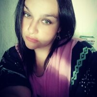 CrownCarmen's Offline Chat Room
