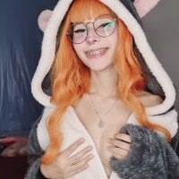 nonawhitemm webcam model