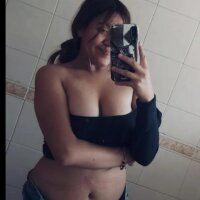 CharmingHot_'s Profile Pic