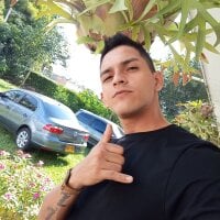pelolu95 model avatar