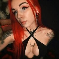 EmberAliceSnow's Avatar Pic