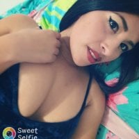 maria_squirt's Offline Chat Room