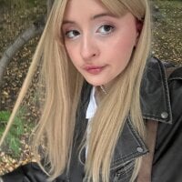 SabrinaCharm_