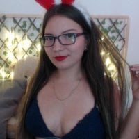 Alicee_Rosee's Offline Chat Room