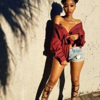 ห้องแชทออฟไลน์ของ HotThingxxx