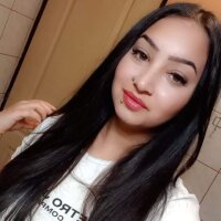 Sziszi7710's Offline Chat Room