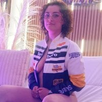 MilaMonroe webcam model