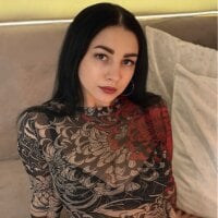 Mira_Harlow