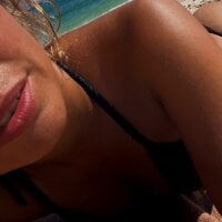 Lindadeshtel webcam model