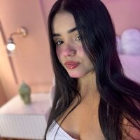 Mia_mlr22 webcam model