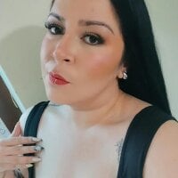 LiaMonteverde webcam model