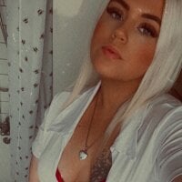 Blondiee3088Live Webcam