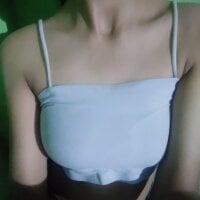 _kamyaa09 webcam model